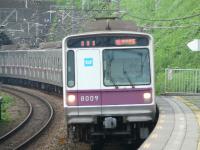 東京メトロ8000系