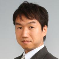 スーツ姿