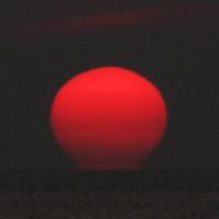 Ωの夕日