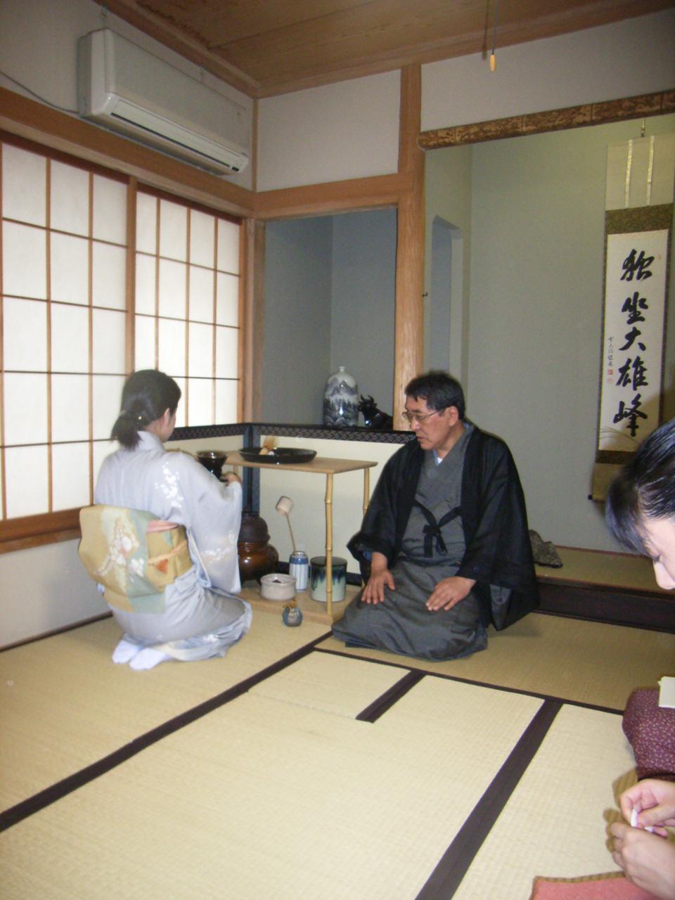 十牛図の茶碗ー尾形乾山写し | 茶道体験教室 パート3 生徒さんとの