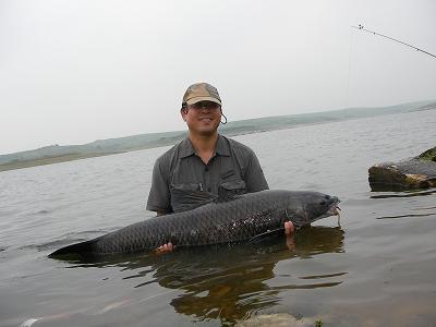 長江源流の釣り人