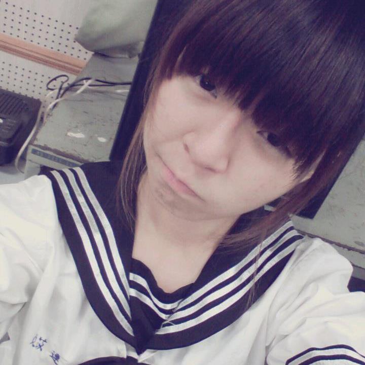 。ひなづき。雛月。
