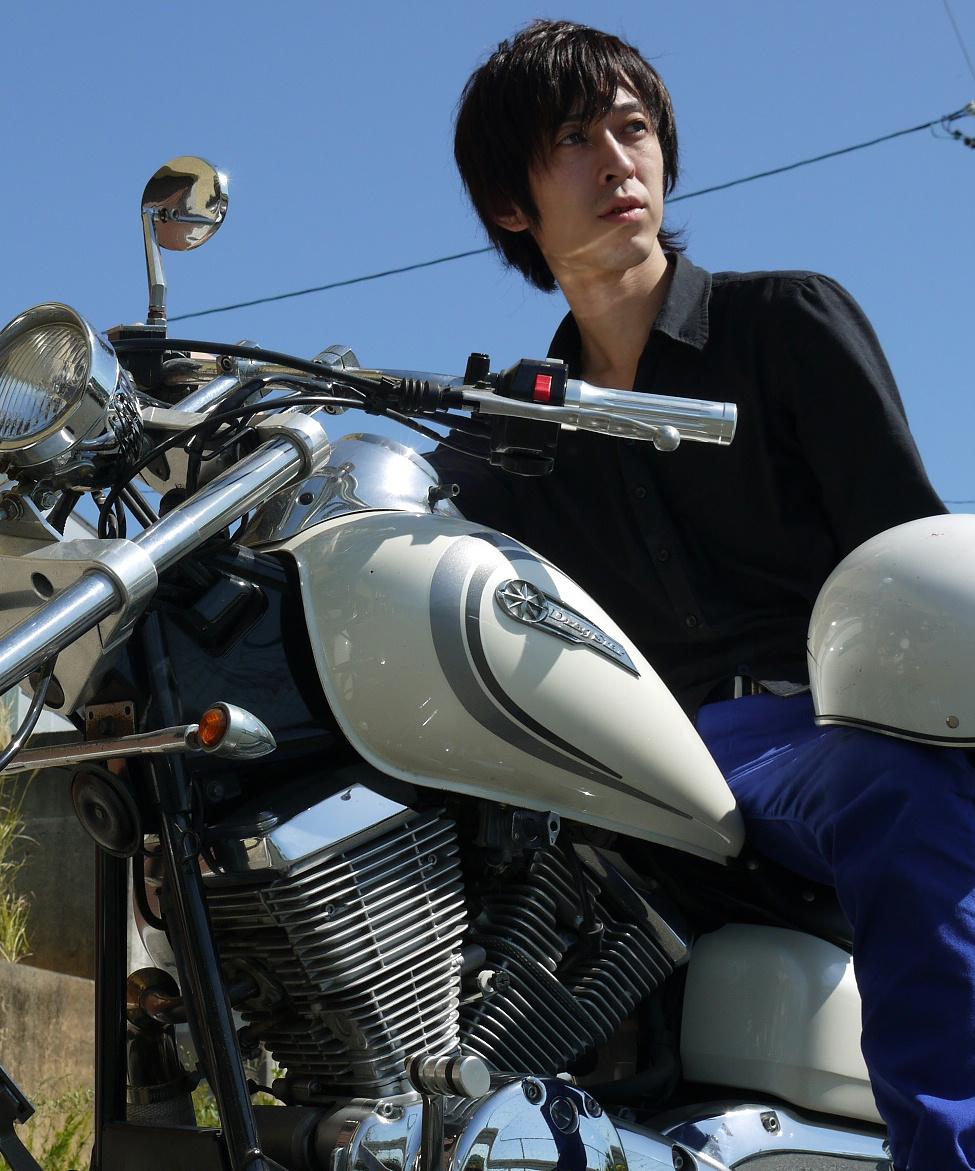 TOSHIAKI