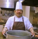 私、アーユルヴェーダ料理人の 長谷部辰彦です。
