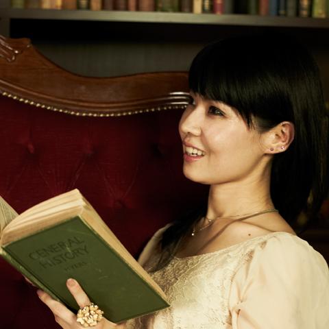 陽奈
