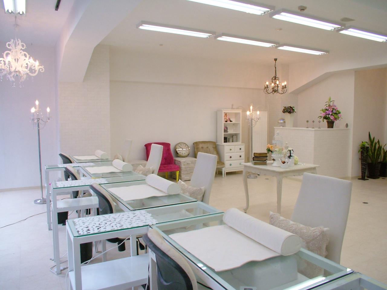 nail salon LUXEY