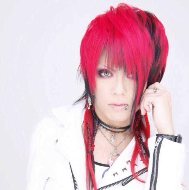 ex.dolore朱いVベース玲於奈