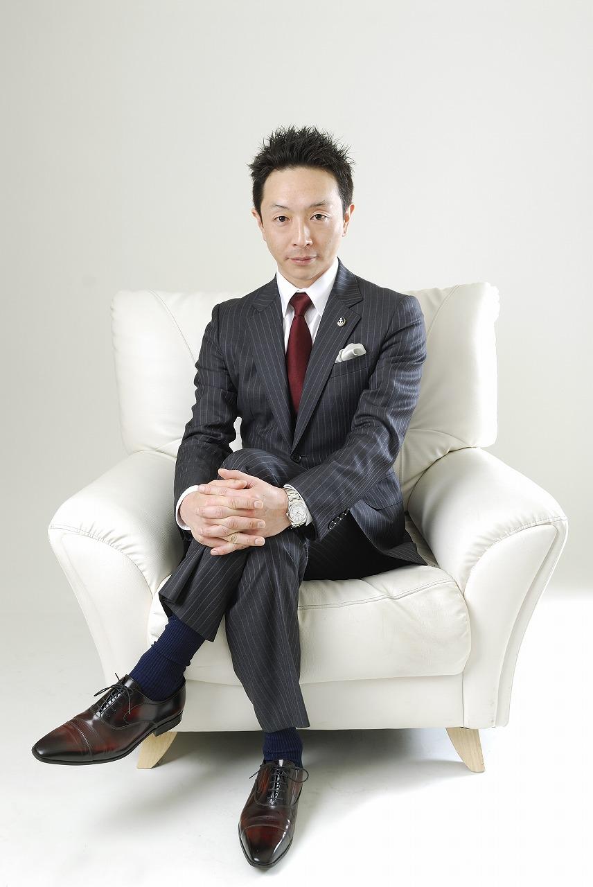 リシェスホールディングス株式会社 代表取締役