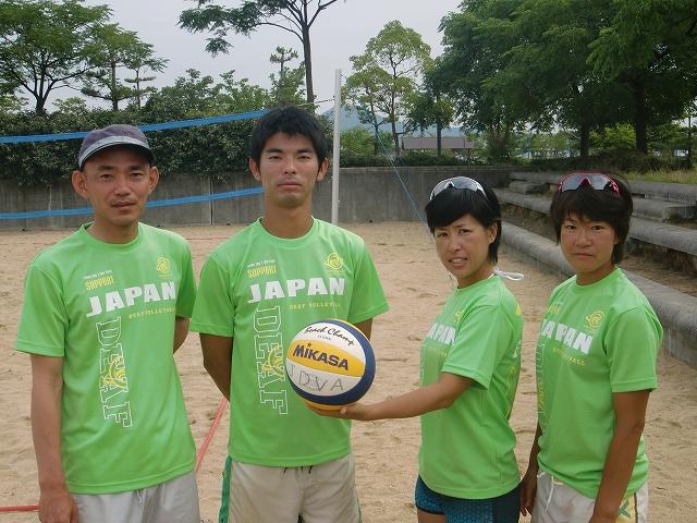 デフリンピックの日本選手団