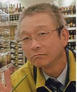 新聞紙で かみしもとはかま 遊び心いっぱい 折り紙好きのスーパー親父