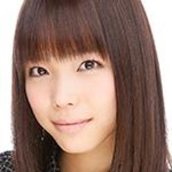 亀井理那さんのプロフィールページ