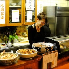 大野城市白木原駅歩いて１分 女将さんの手作り料理が評判の 居酒屋 花むら