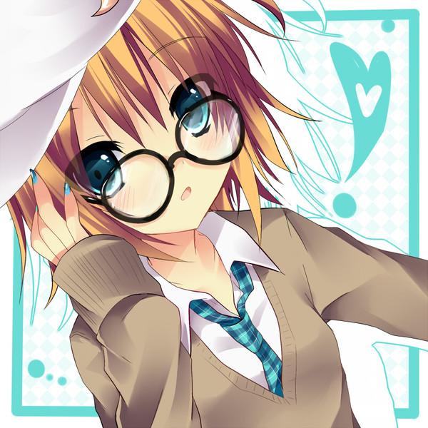 二次元　眼鏡　美少女 
