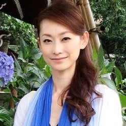 井上可南子さんのプロフィールページ