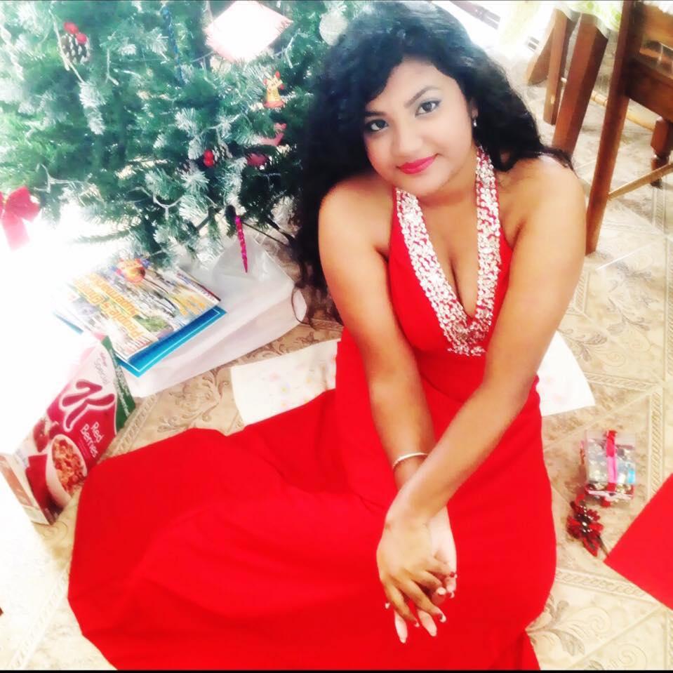 ✿Nafeeza✿