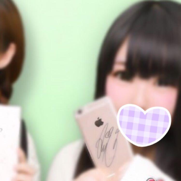 ʚ あ ゆ み ɞ