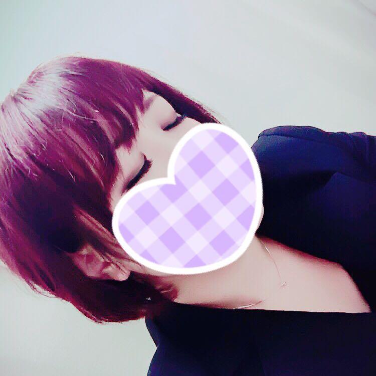 あや⋆｡˚✩