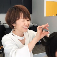 ツヤ髪サロンeclatエクラ 木暮弥生のプロフィール