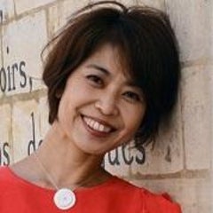インポートアクセサリーの通販と業販：横井奈穂子のプロフィール