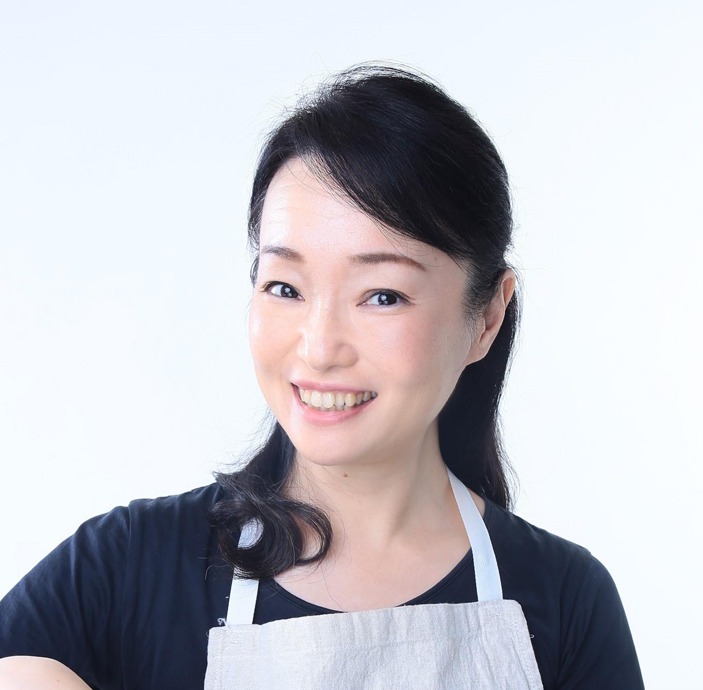 YOSHIE ISOGAI
