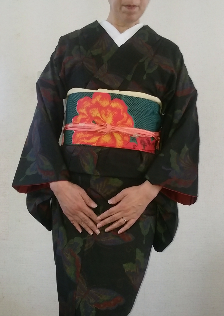 黒大島紬・緑の帯 | 着物色合わせ