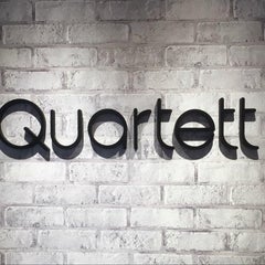 トニースタークヘア 市川駅北口でて左30秒吉野家さんの上4階の美容室 Quartettカルテット