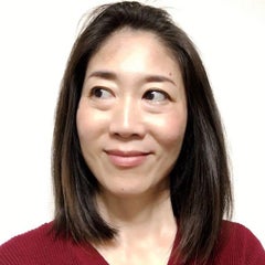 占星術家　ライフキャリアコーチ　Rayのプロフィール