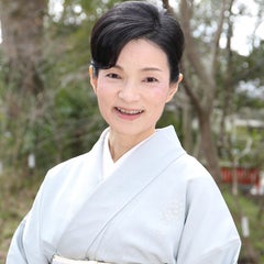 わびさびライター 市川弘美／初心者・未経験者向け「わびさび茶会」主宰のプロフィール