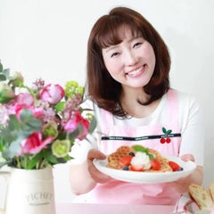 アッコさん家の彩りレシピ       　　アメリカLAスタイルのプロフィール