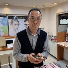 メガネのあき／弱視治療メガネ｜白内障手術後メガネ眼鏡専門店ですのプロフィール