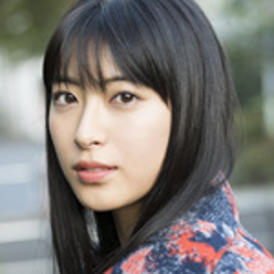 瀧本美織さんのプロフィールページ