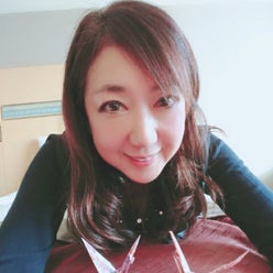 川島裕子さんのプロフィールページ 川島裕子さんのプロフィールページ