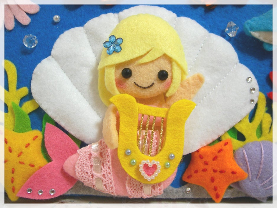 ハンドメイド。フエルト画像用。 フェルトマスコット ねこちゃん 灰色 ハンドメイド - メルカリ