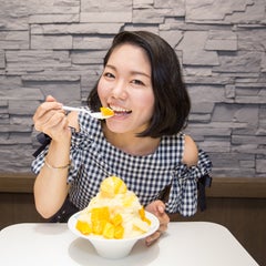 CAM（キャム）のプロフィール