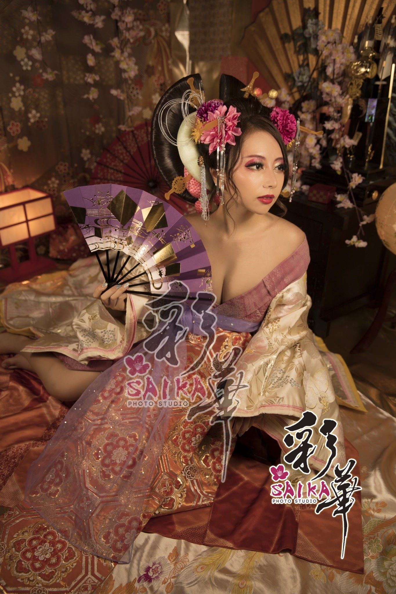 hanapecha 花魁(小) 20240926 蓮 野茨 鶏頭 Lotus Rose hip Cockscomb #文人調