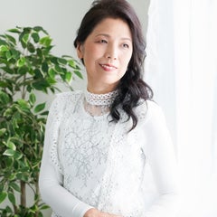 井上聖子『seiko』@エレガントプロモーションのプロフィール