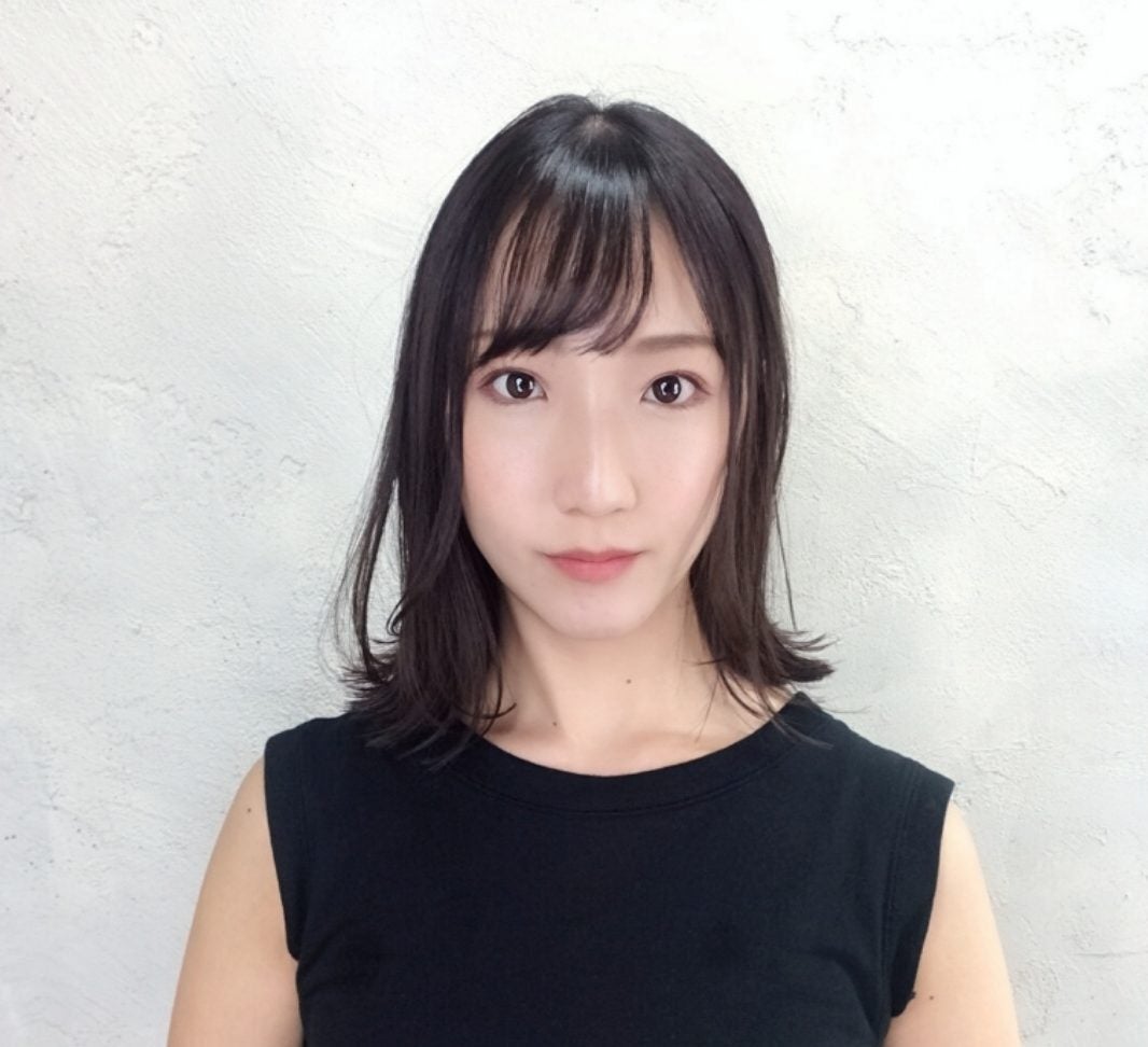 石井花奈さんのプロフィールページ