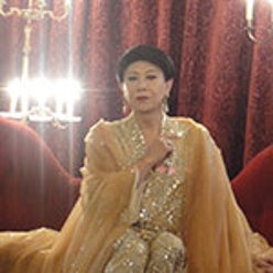 美川憲一さんのプロフィールページ 美川憲一さんのプロフィールページ