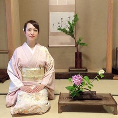 着物スタイリスト　いけばなアーティスト　長野藍子のプロフィール