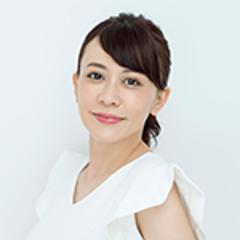 垣内綾子のプロフィール