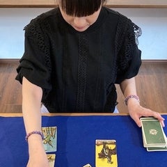 星絵/タロットカードリーダーのプロフィール