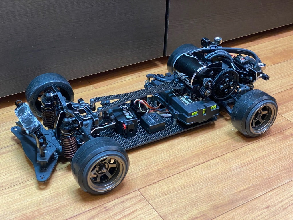 ラジコンシャーシ工房 YD-2M 225㎜ RWDドリフトカー YD-2ZX ブラックバージョン - ラジコンカー・RC