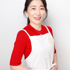 ノンオイルノンバターで作る！　　　　茨木くみ子のプロフィール