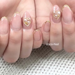 和歌山市ネイルサロン Coco Nail ココネイル 上品で遊び心のあるデザインを