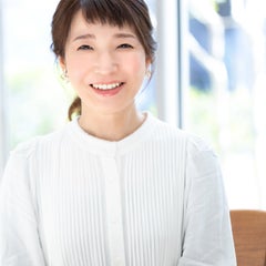 神奈川横須賀プリザーブドフラワー教室＆ウェディング：篠田友里のプロフィール