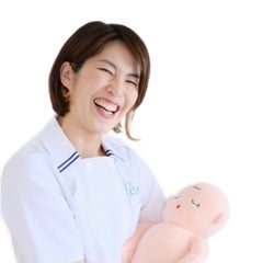 ベビーマッサージで心満たされる【教室・働き方】　おやこsalon hugplus(はぐぷらす) 林裕紀子のプロフィール