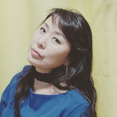 光り輝く世界へ　ELENA(エレナ)のプロフィール