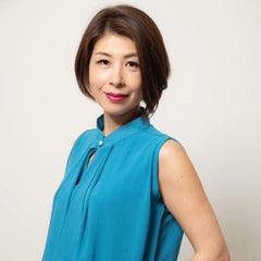 ニー亜紀子・魔法のワンピース®プロデューサー　     のプロフィール