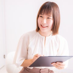 石原詩織／カラー＆スタイルコンサルタントのプロフィール