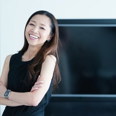 あなたのキャリアを強く美しいビジネスに　/　ブランディング　起業　/　副業　/　セカンドキャリアのプロフィール